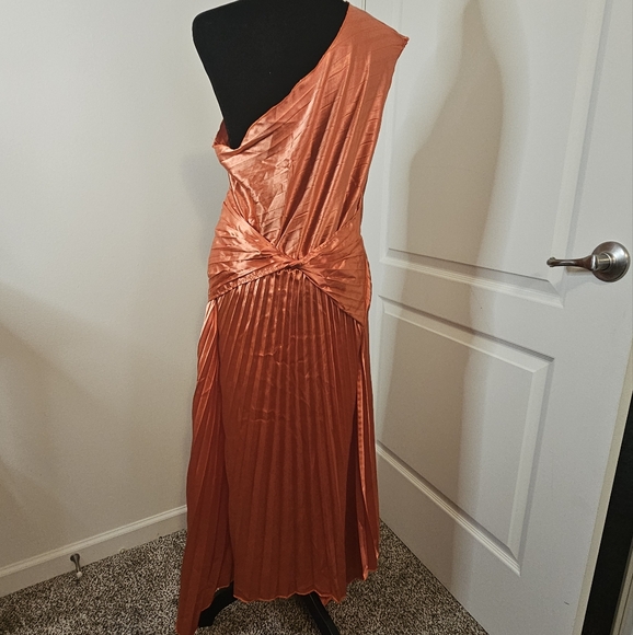 Dresses & Skirts - Ladies Satin party Dress